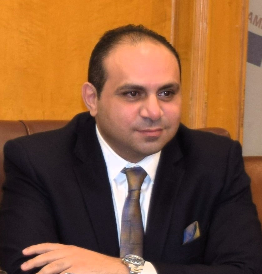 احمد زكى رئيس شعبة المصدرين